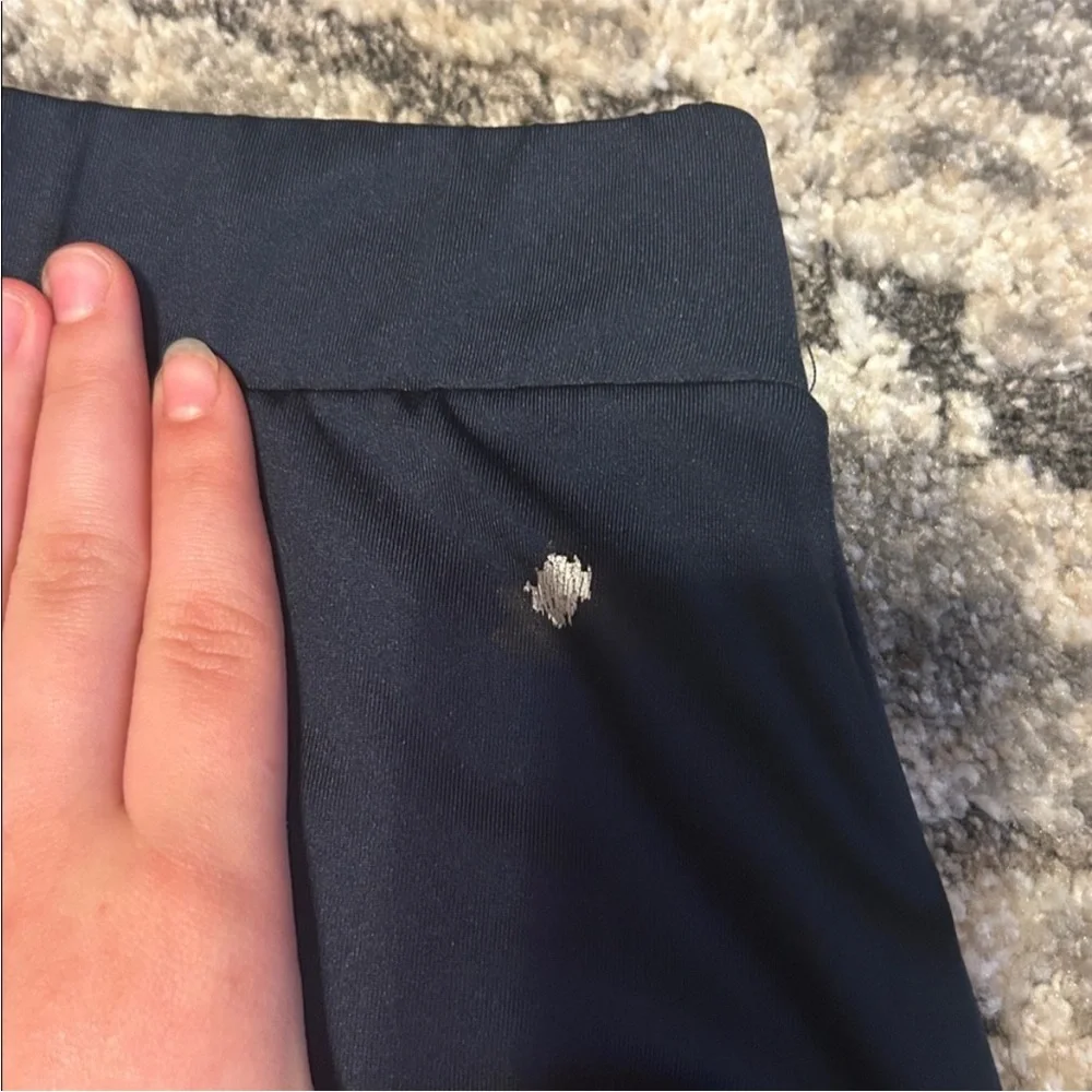 Elegant Navy Midi Skirt - Picture 4 of 5